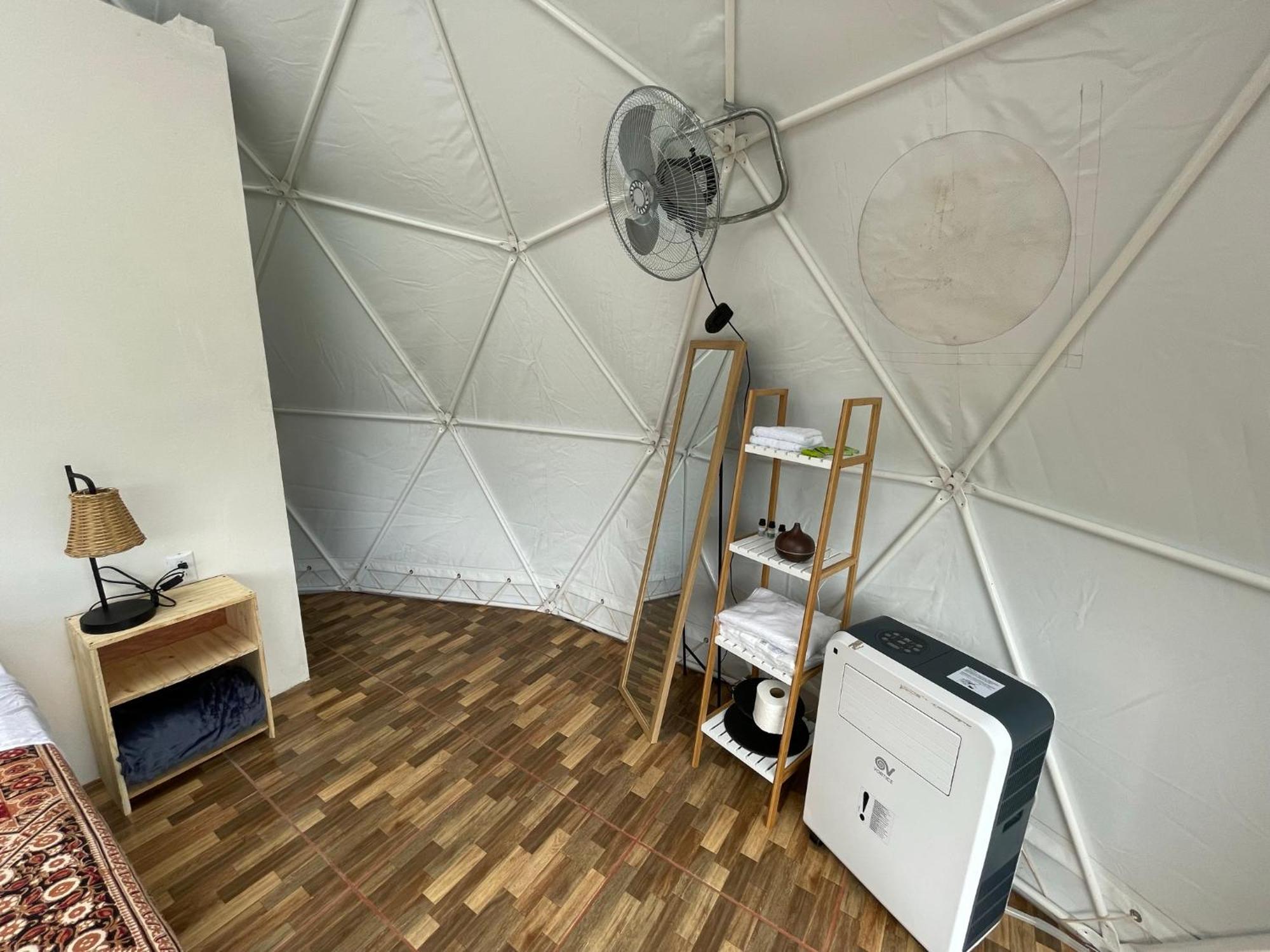 La Comarca River Glamping Dome Near 曼努埃尔安东尼奥 外观 照片