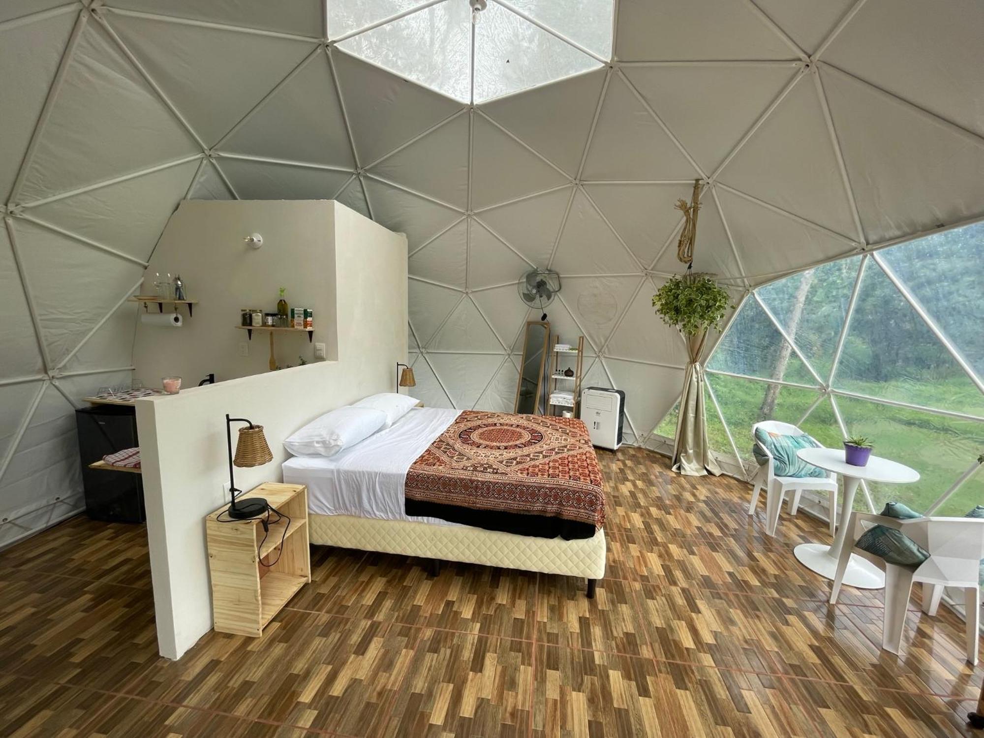 La Comarca River Glamping Dome Near 曼努埃尔安东尼奥 外观 照片