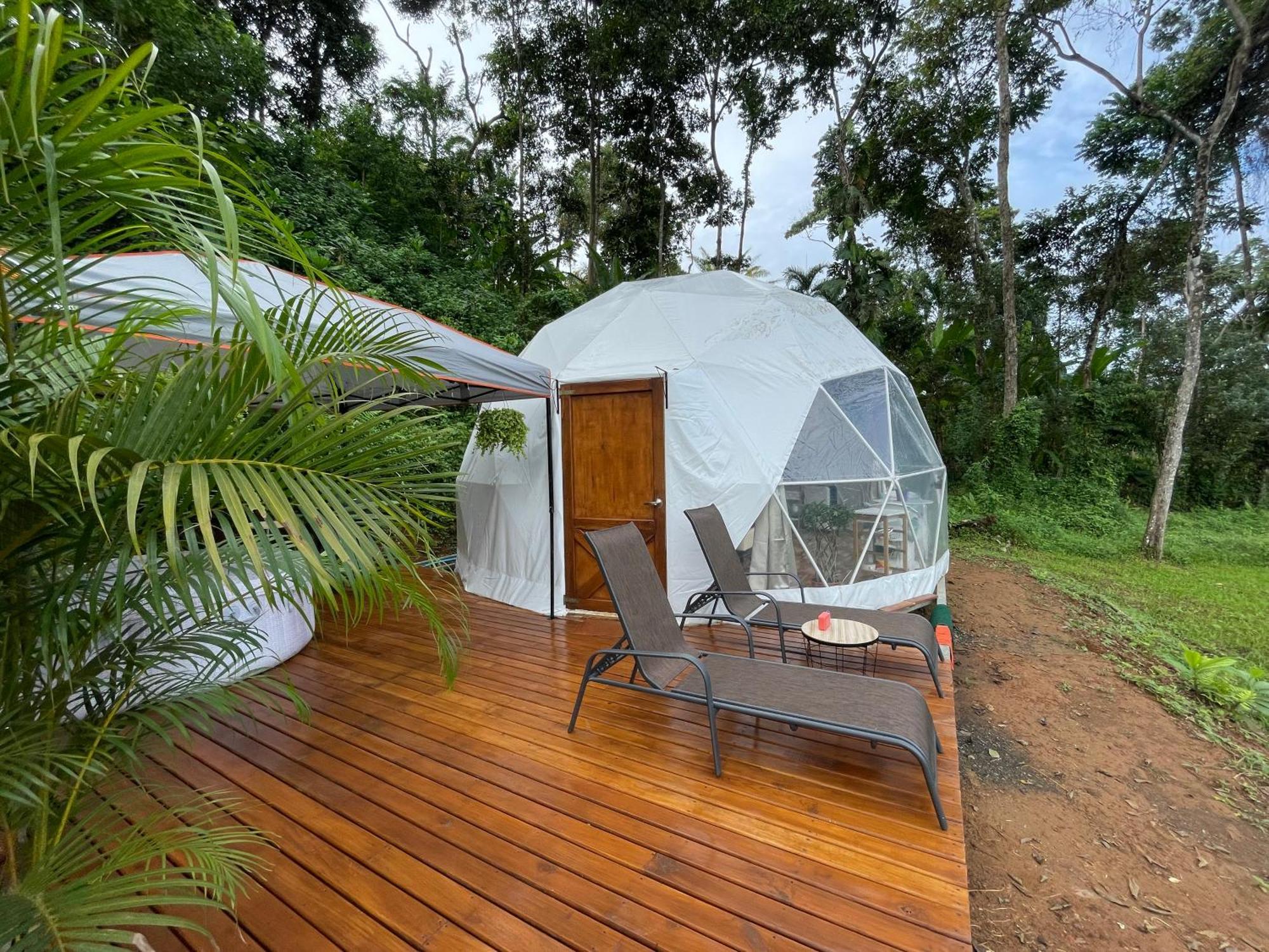 La Comarca River Glamping Dome Near 曼努埃尔安东尼奥 外观 照片