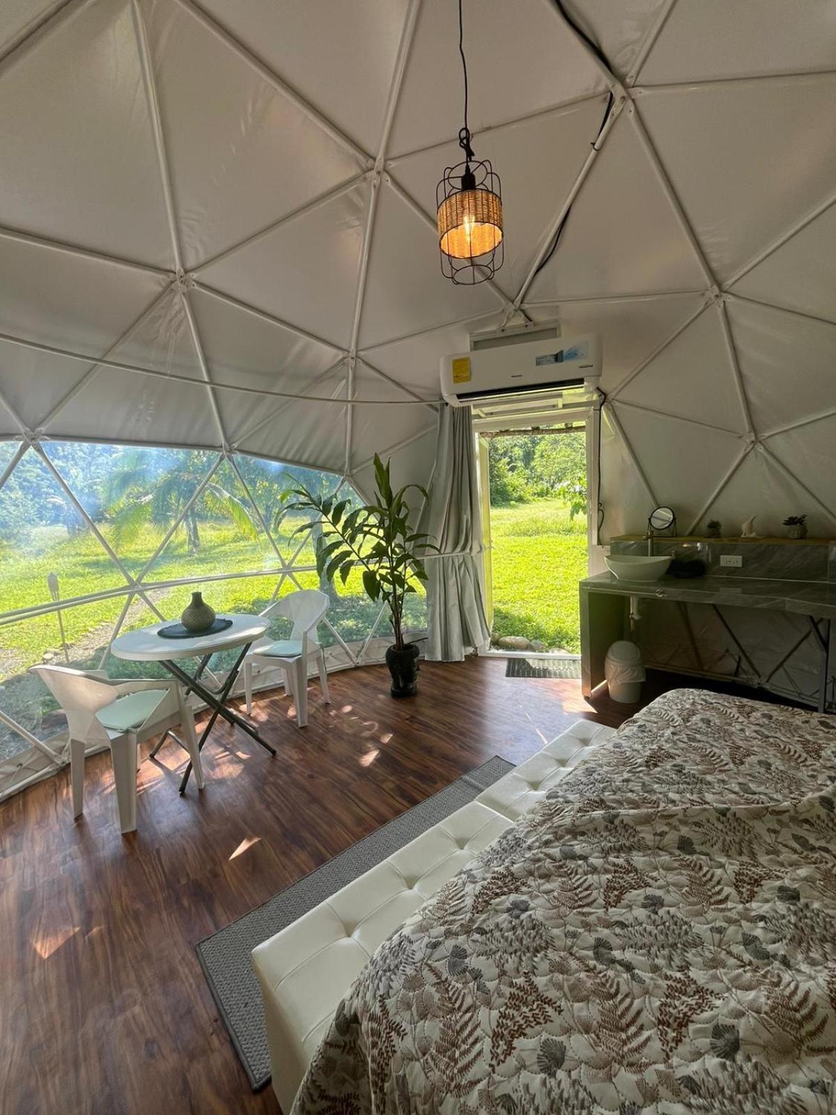 La Comarca River Glamping Dome Near 曼努埃尔安东尼奥 外观 照片