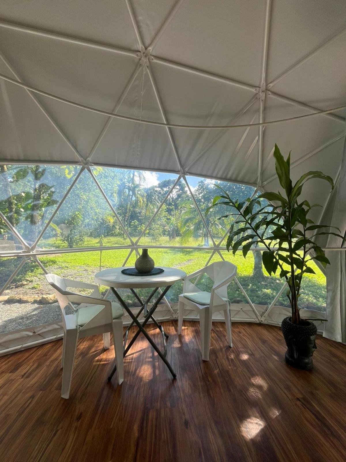 La Comarca River Glamping Dome Near 曼努埃尔安东尼奥 外观 照片