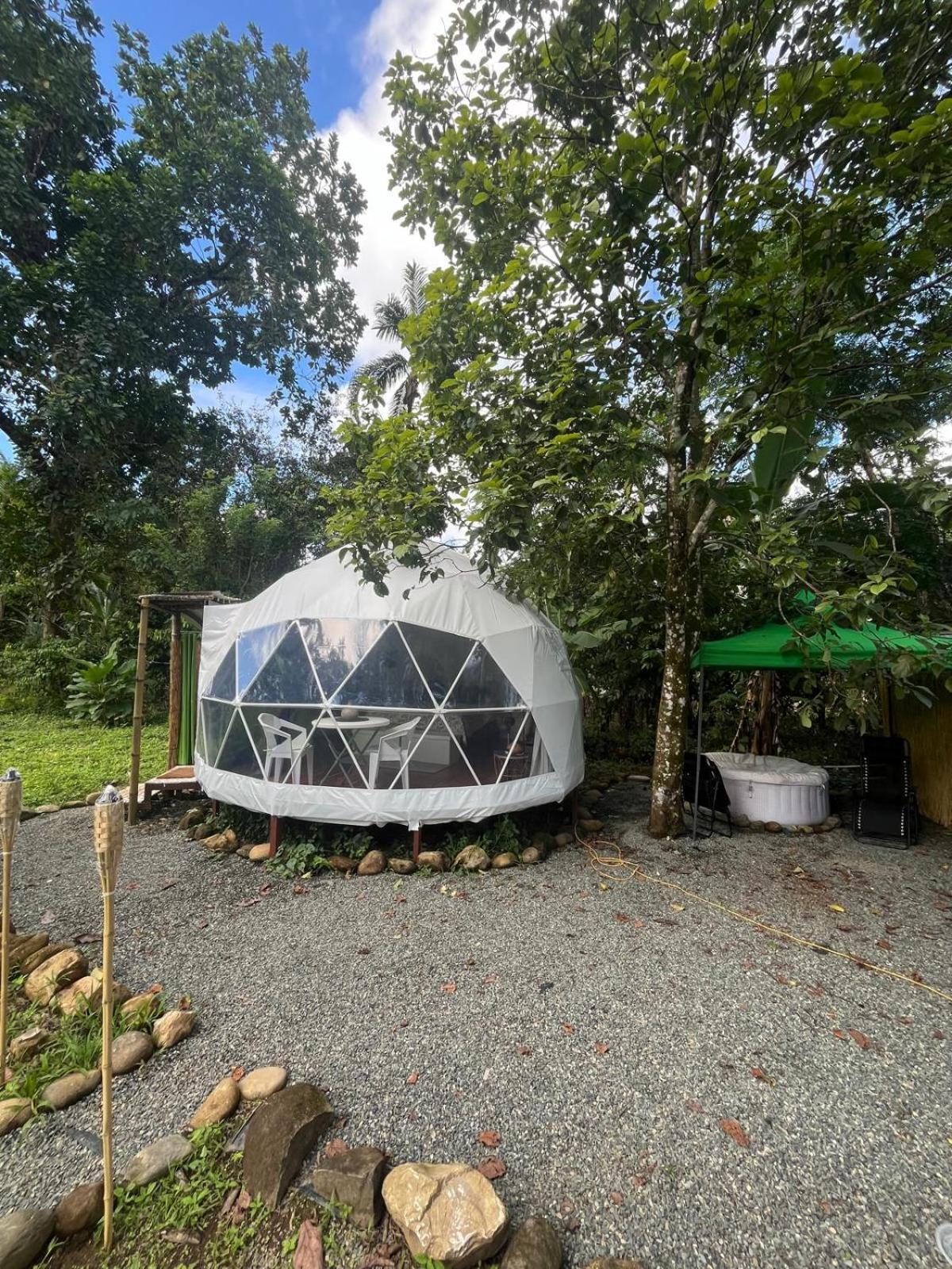 La Comarca River Glamping Dome Near 曼努埃尔安东尼奥 外观 照片