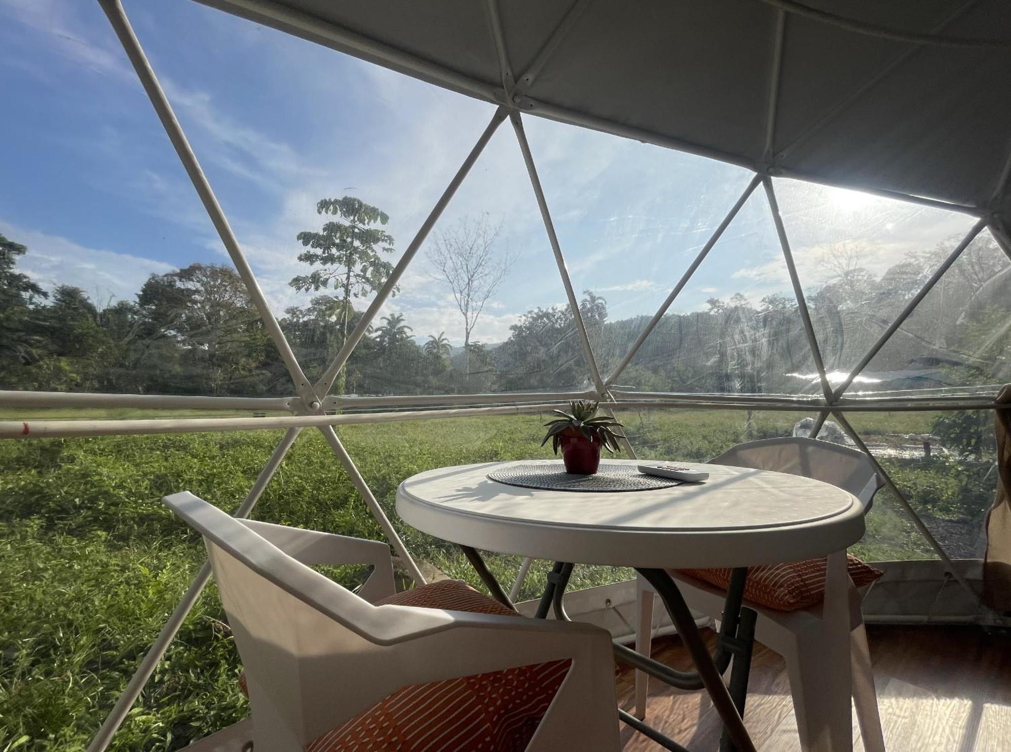 La Comarca River Glamping Dome Near 曼努埃尔安东尼奥 外观 照片