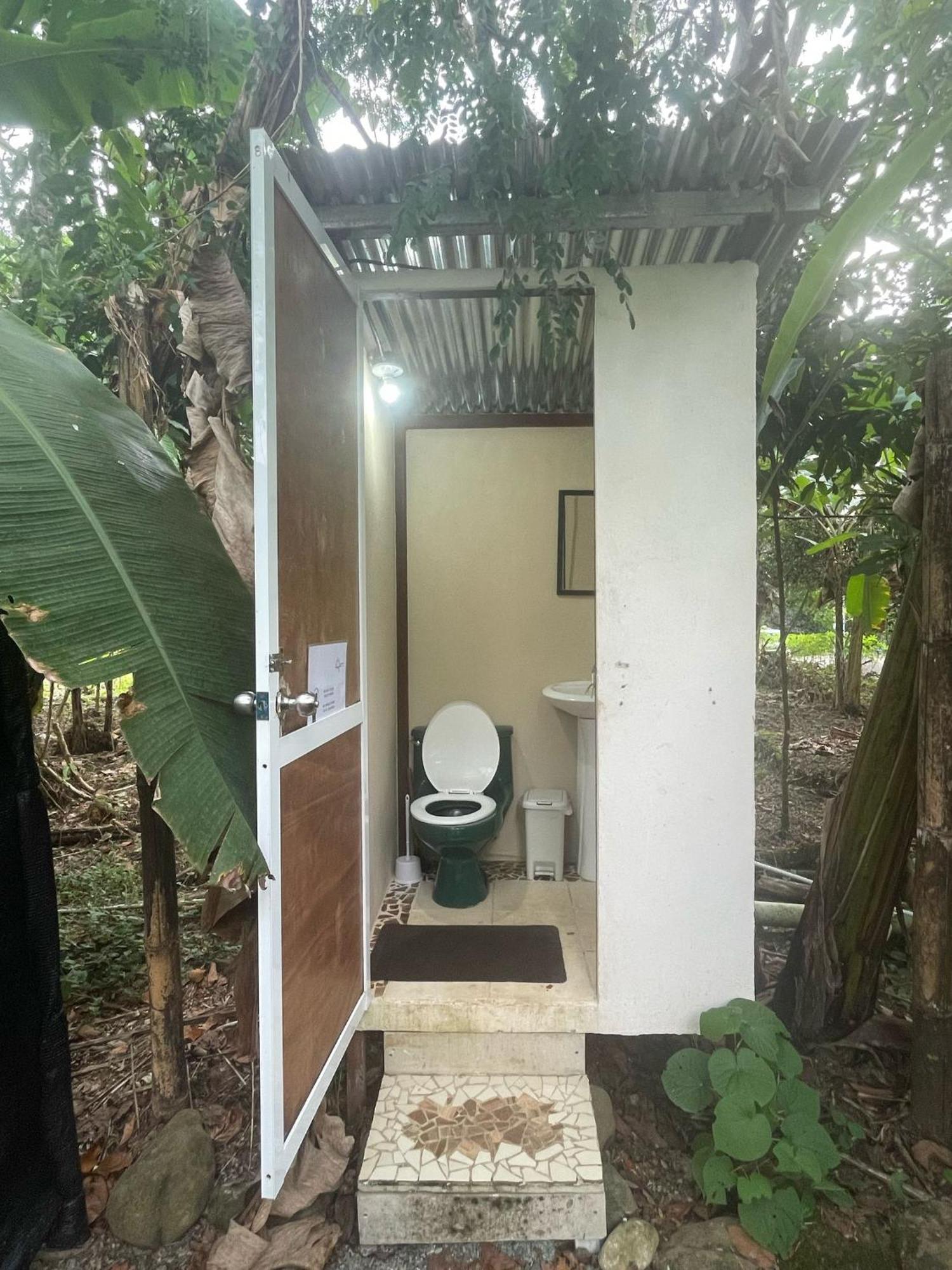 La Comarca River Glamping Dome Near 曼努埃尔安东尼奥 外观 照片